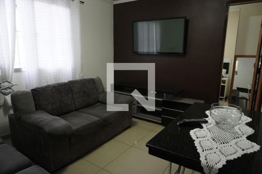 Apartamento à venda com 2 quartos, 52m² em Conjunto Habitacional Santa Etelvina Ii, São Paulo