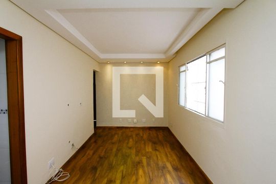 Apartamento para alugar com 3 quartos, 65m² em Salgado Filho, Belo Horizonte