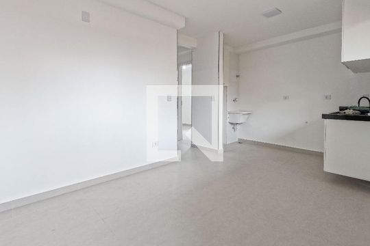 Apartamento para alugar com 2 quartos, 39m² em Parque Sao Domingos, São Paulo