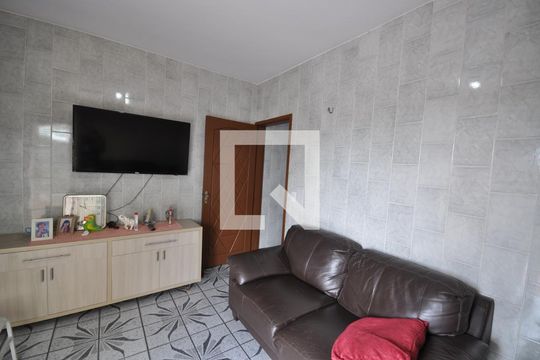 Casa à venda com 7 quartos, 188m² em Furnas, São Paulo