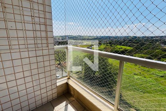 Apartamento para alugar com 3 quartos, 83m² em Vila Brandina, Campinas