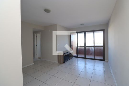 Apartamento para alugar com 3 quartos, 106m² em Paralela, Salvador