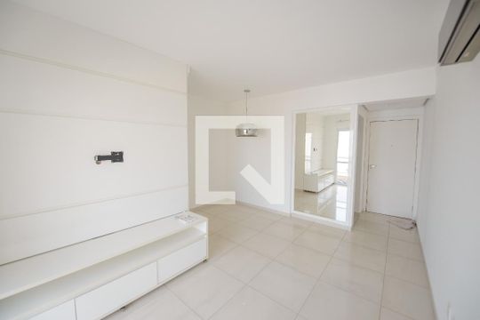 Apartamento para alugar com 2 quartos, 65m² em Centro, Taubaté