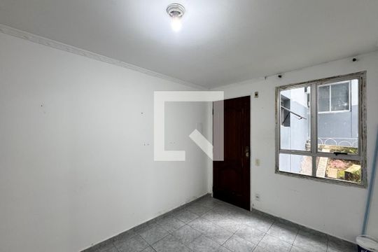 Apartamento à venda com 2 quartos, 48m² em Santa Terezinha, São Bernardo do Campo