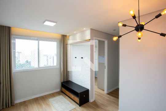 Apartamento para alugar com 2 quartos, 43m² em Campanário, Diadema