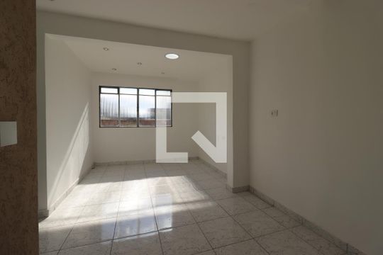 Apartamento para alugar com 2 quartos, 54m² em Campestre, Santo André