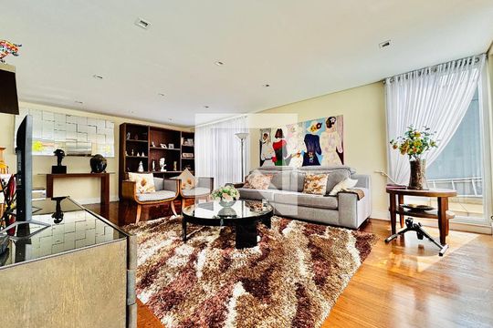 Casa de Condomínio para alugar com 5 quartos, 550m² em Jardim Paulista, Barueri