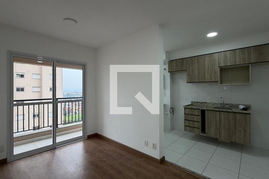 Apartamento para alugar com 2 quartos, 61m² em Jardim das Belezas, Carapicuíba