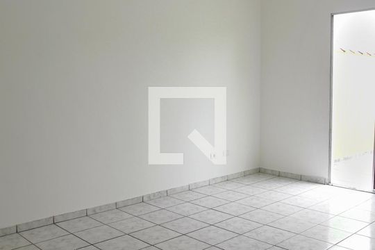 Casa para alugar com 4 quartos, 170m² em Jardim Satelite, São Paulo