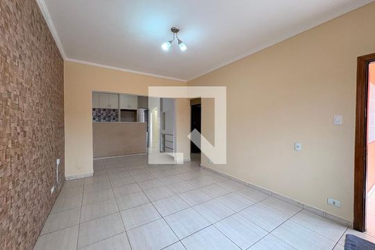 Casa para alugar com 3 quartos, 150m² em Vila Dirce, Mauá