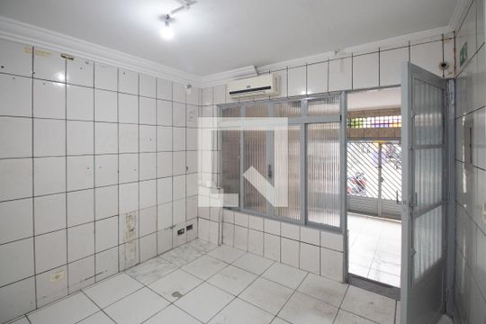 Casa para alugar com 3 quartos, 139m² em Vila Augusta, Guarulhos