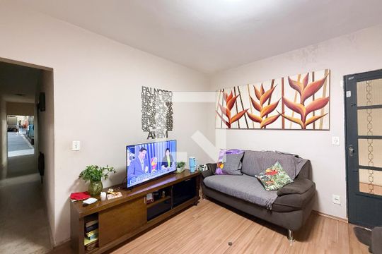 Casa para alugar com 2 quartos, 100m² em Parque Sao Domingos, São Paulo