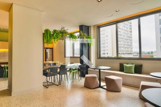Apartamento para alugar com 1 quarto, 29m² em Jardim do Salso, Porto Alegre