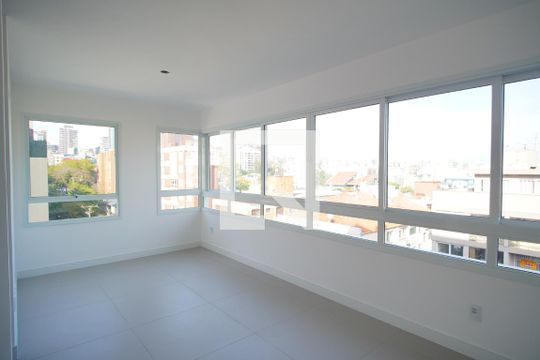 Apartamento para alugar com 2 quartos, 63m² em Auxiliadora, Porto Alegre
