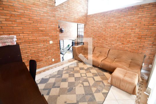 Casa de Condomínio para alugar com 4 quartos, 238m² em Jardim das Paineiras, Campinas
