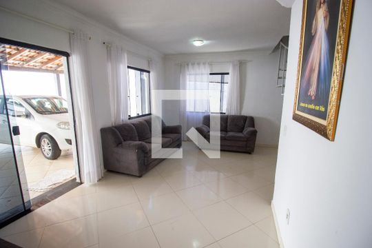 Casa de Condomínio à venda com 4 quartos, 410m² em Setor Habitacional Arniqueira, Brasília