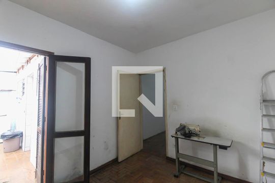 Quarto 3 de casa à venda com 3 quartos, 150m² em Vila Paulo Silas, São Paulo
