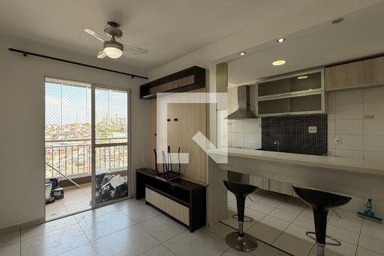 Apartamento para alugar com 2 quartos, 65m² em Centro, Carapicuíba