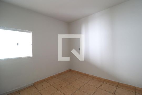 Casa para alugar com 2 quartos, 60m² em Jardim Europa, Uberlândia