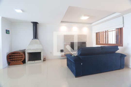 Casa para alugar com 2 quartos, 177m² em São José, Canoas
