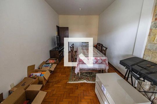 Casa para alugar com 2 quartos, 141m² em Alípio de Melo, Belo Horizonte