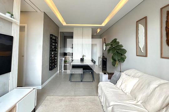 Apartamento à venda com 2 quartos, 65m² em Cabral, Contagem