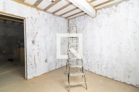 Casa para alugar com 3 quartos, 180m² em Realengo, Rio de Janeiro