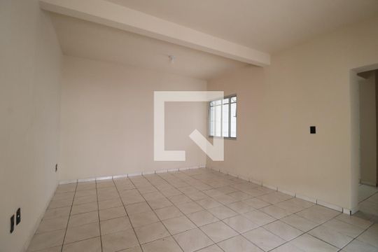 Casa para alugar com 3 quartos, 107m² em Nossa Senhora Aparecida, Uberlândia
