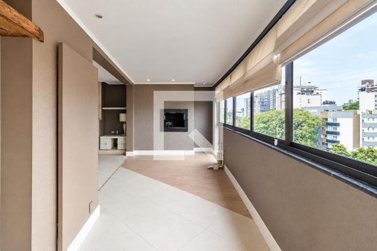 Apartamento para alugar com 3 quartos, 150m² em Petrópolis, Porto Alegre