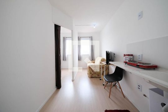 Kitnet/Studio para alugar com 1 quarto, 17m² em Vila Granada, São Paulo