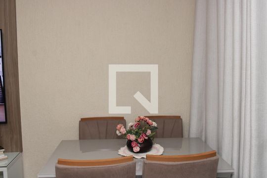Apartamento à venda com 2 quartos, 54m² em Vila Raquel, São Paulo