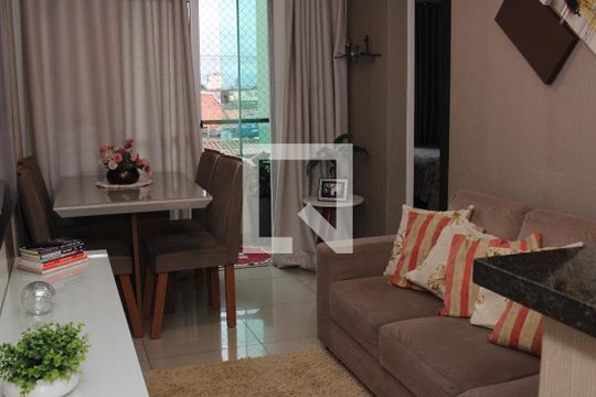Apartamento à venda com 2 quartos, 54m² em Vila Raquel, São Paulo