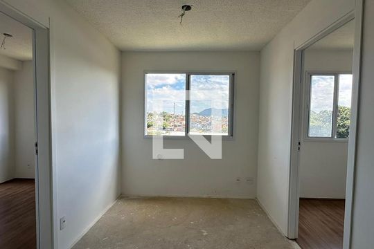 Apartamento à venda com 2 quartos, 31m² em Parque Pan Americano, São Paulo