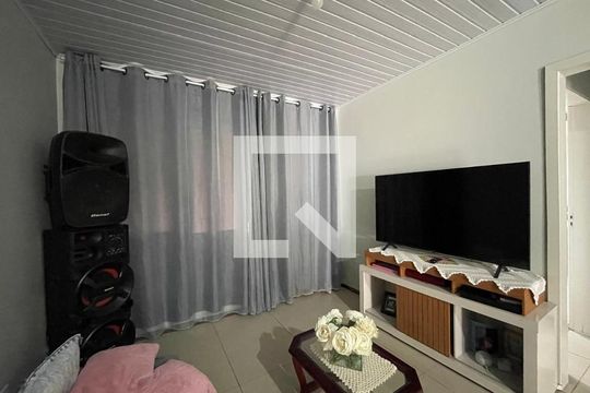 Casa à venda com 2 quartos, 360m² em Santos Dumont, São Leopoldo