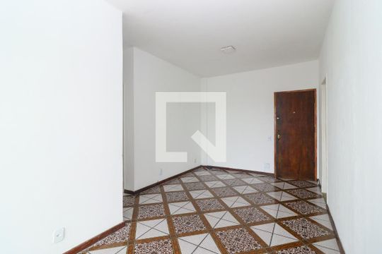 Apartamento à venda com 2 quartos, 67m² em Realengo, Rio de Janeiro