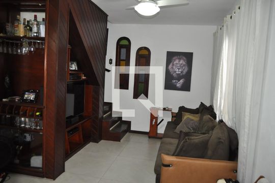 Casa de Condomínio para alugar com 2 quartos, 120m² em Piedade, Rio de Janeiro