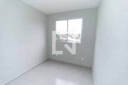 Quarto 1 de apartamento para alugar com 2 quartos, 44m² em Cosmos, Rio de Janeiro