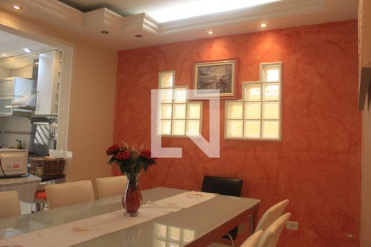 Casa à venda com 3 quartos, 260m² em Olímpico, São Caetano do Sul