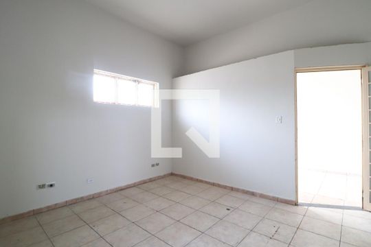 Casa para alugar com 3 quartos, 60m² em Santa Mônica, Uberlândia