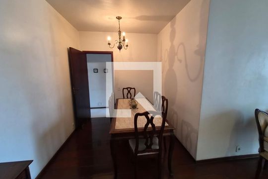 Apartamento para alugar com 4 quartos, 150m² em Grajaú, Rio de Janeiro