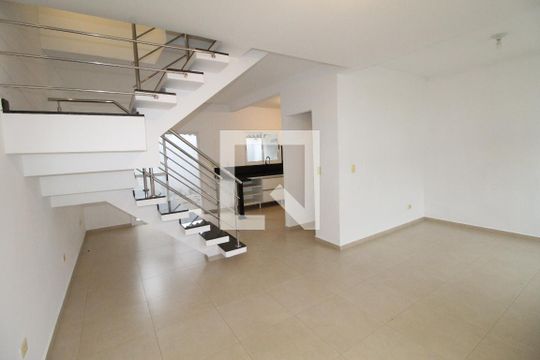 Casa de Condomínio para alugar com 2 quartos, 84m² em Chácaras São José, São José dos Campos