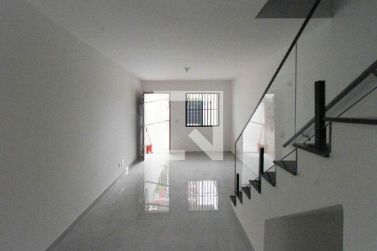Casa à venda com 2 quartos, 84m² em Jardim Aricanduva, São Paulo