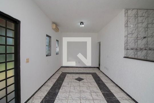 Casa de Condomínio para alugar com 3 quartos, 19m² em Condomínio Chácara Grota Azul, Hortolândia