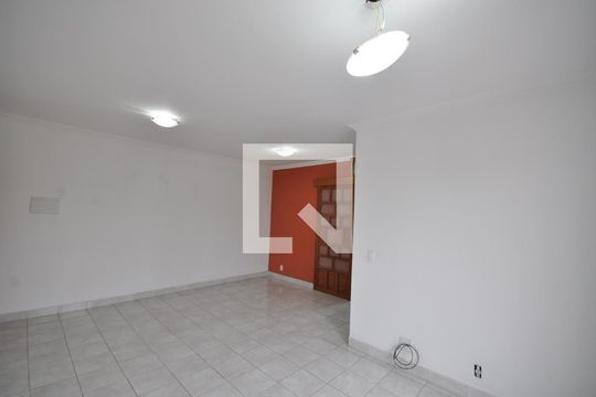 Apartamento à venda com 2 quartos, 64m² em Vila Mazzei, São Paulo