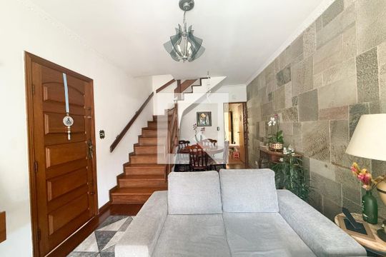 Casa para alugar com 2 quartos, 150m² em Parque Monteiro Soares, São Paulo