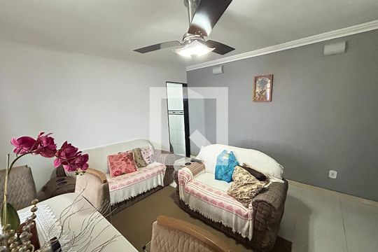 Casa à venda com 1 quarto, 50m² em Realengo, Rio de Janeiro