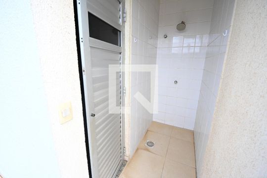 Apartamento à venda com 2 quartos, 58m² em Vila Rosa, Goiânia