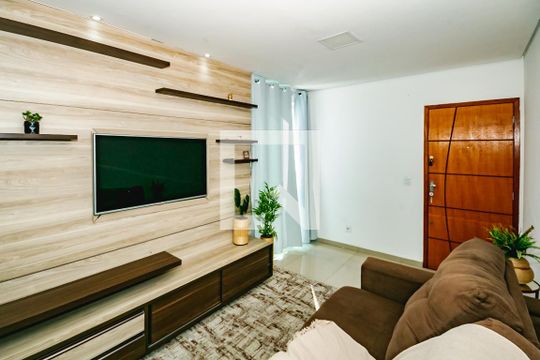 Apartamento para alugar com 2 quartos, 65m² em Jardim dos Comerciários, Belo Horizonte