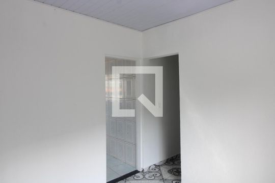 Casa para alugar com 2 quartos, 50m² em Vila Nhocuné, São Paulo