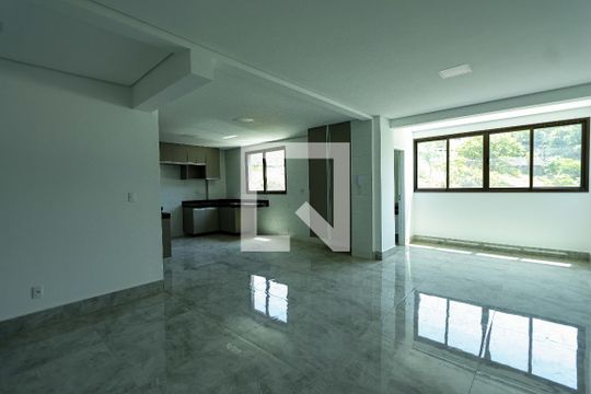 Apartamento para alugar com 3 quartos, 108m² em Buritis, Belo Horizonte
